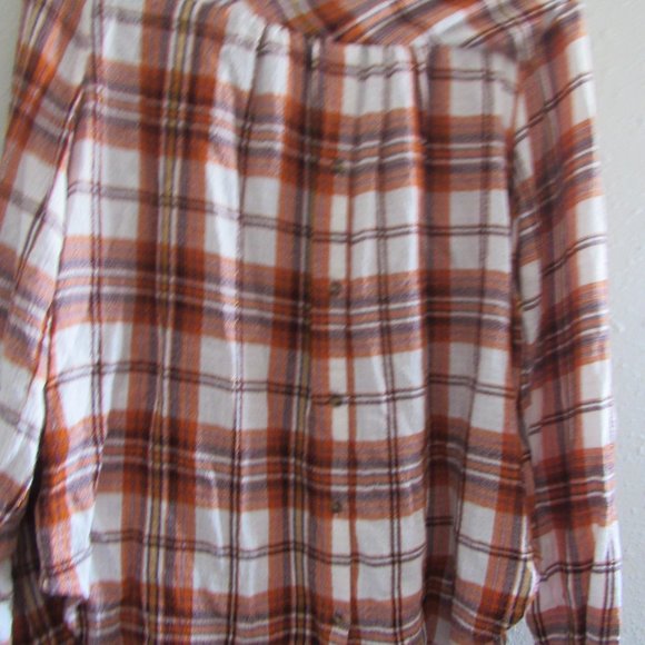 Catos Plaid Top - Picture 5 of 7